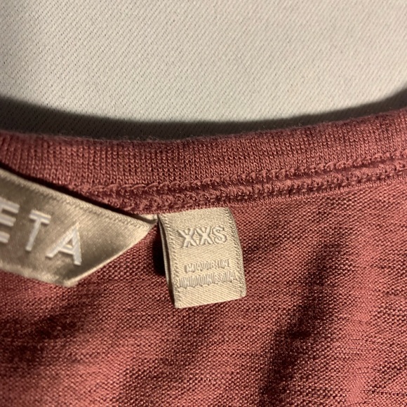 Athleta Rose Scoop Neck Sleeveless Tank - Picture 3 of 4